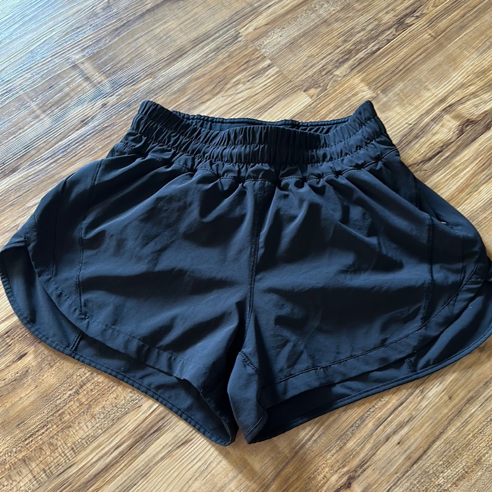 Lululemon tracker short